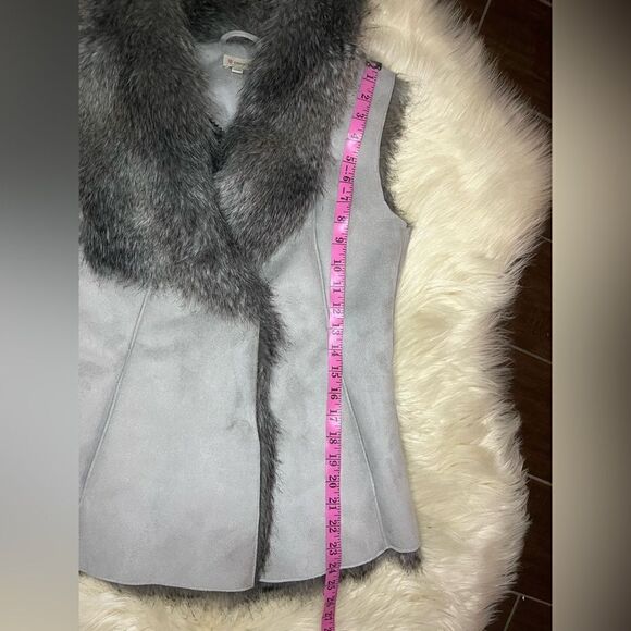Cremieux faux feather sleeveless vest sz XS - Picture 7 of 7